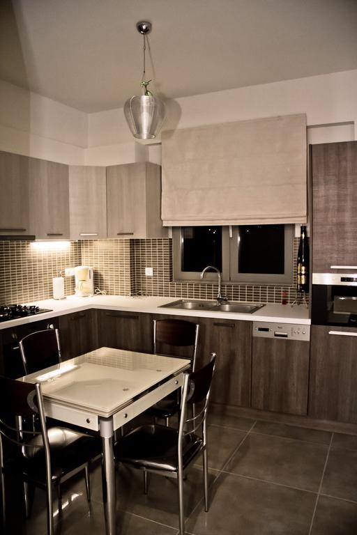 Sea View Beachfront Villa Peri Gouves Bagian luar foto